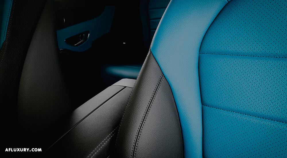 صندلی آبی چرم برای خودرو